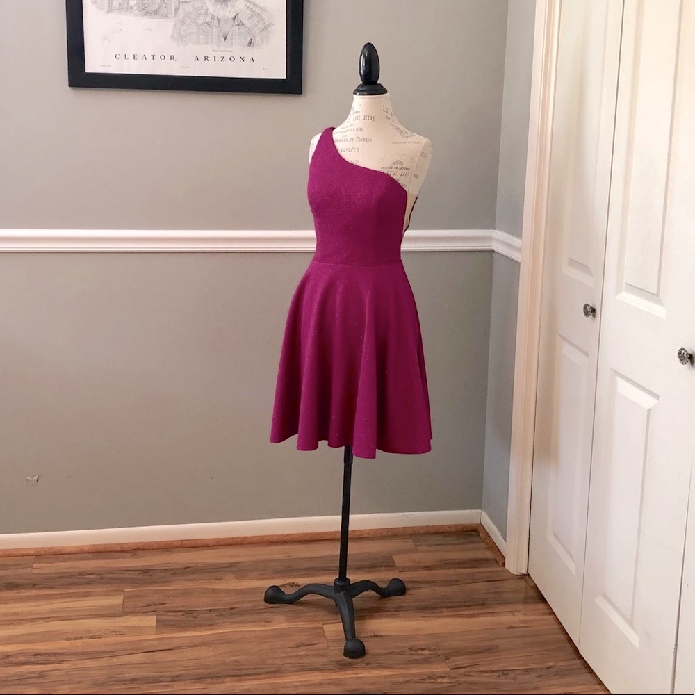 NEW JOVANI SZ 2 FUCHSIA SHIMMER ONE SHOULDER COCKTAIL DRESS
